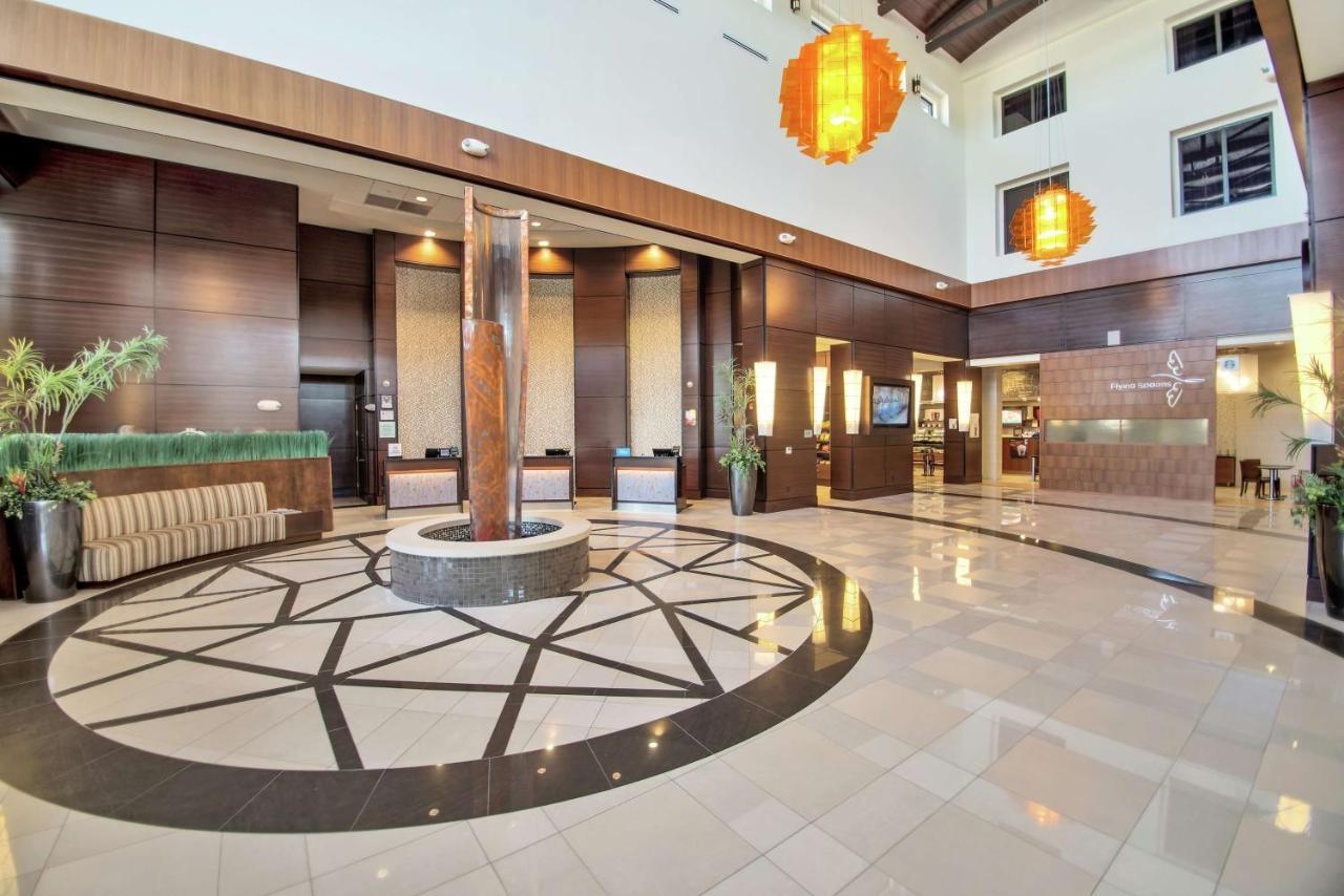 Embassy Suites By Hilton Fayetteville Fort Bragg Exteriör bild